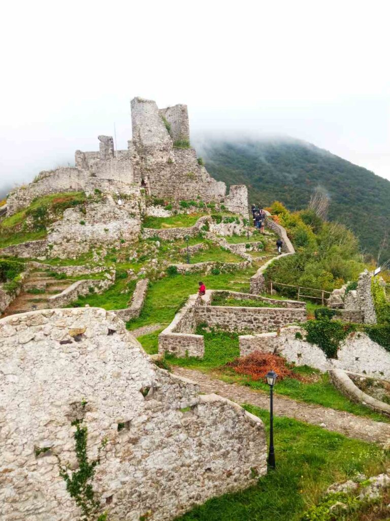 Il Castello di Gioia Sannitica: storia, leggende e natura nel cuore del Matese