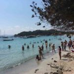 LA MADDALENA, L’INCREDIBILE VIA DELLA SOSTENIBILITÀ: IL PARCO PREMIA LE BARCHE A MOTORE RISPETTO ALLA VELA
